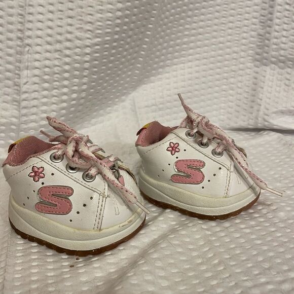 Build-A-Bear Skechers sneakers - Picture 3 of 5